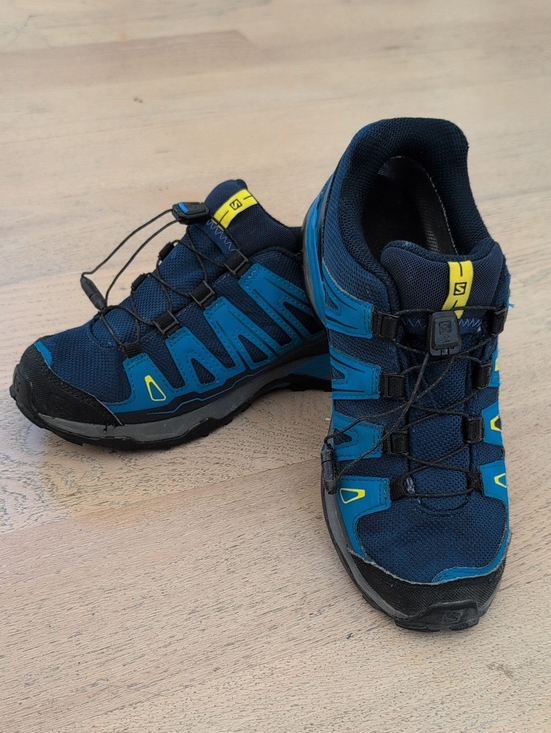Salomon Other - Salomon X ULTRA GORE-TEX Kids Size 6